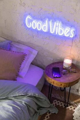 Good Vibes Neon Licht