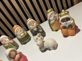 Handgeschilderde kerststal figuren